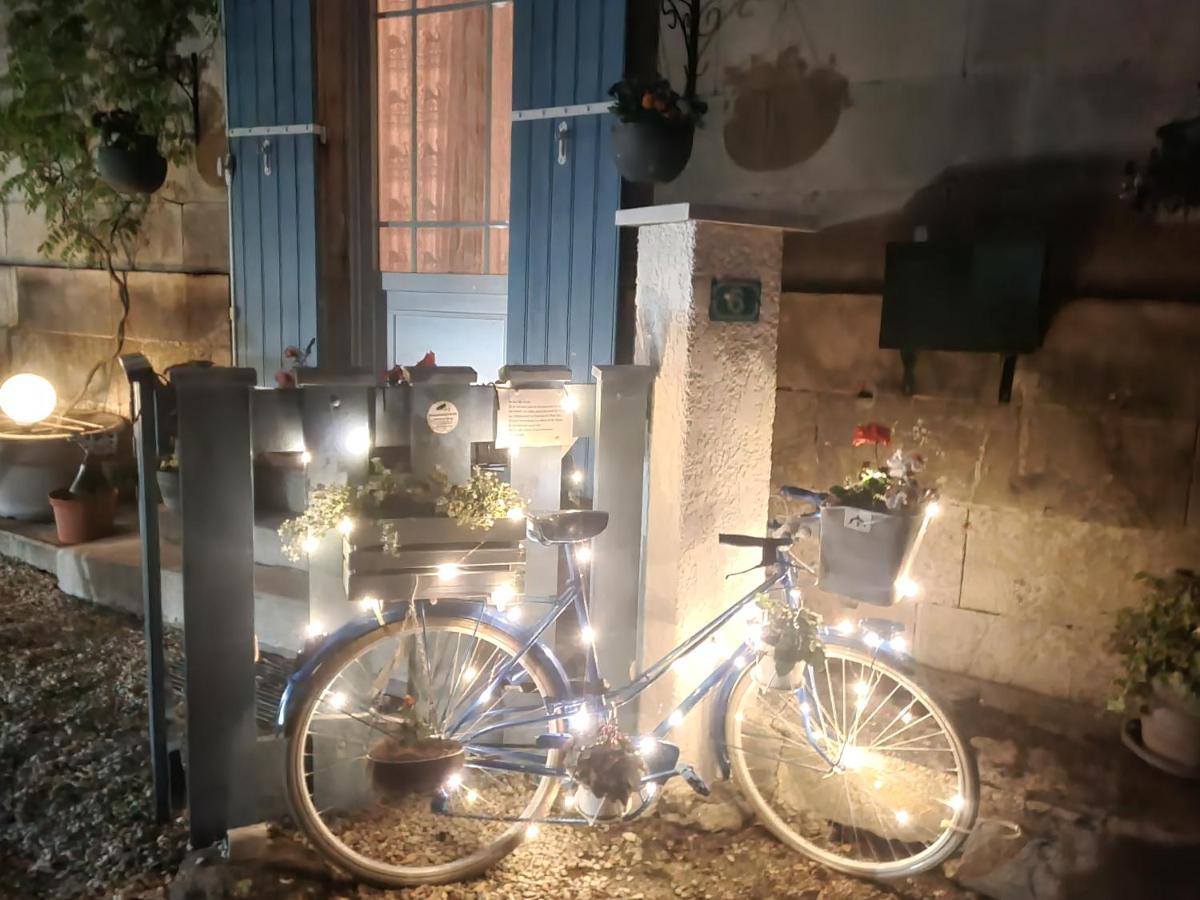 Saint-Léger La Charentaise Des Lilas المظهر الخارجي الصورة